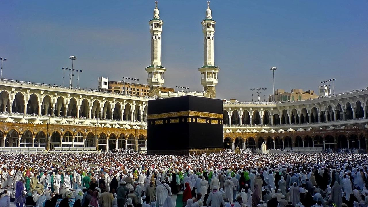এ বছর হজ পালনে যাচ্ছেন ৭৮ হাজার ৫০০ জন