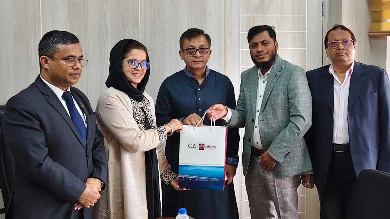 বাণিজ্যমন্ত্রীর সঙ্গে আইসিএবি প্রতিনিধিদলের সাক্ষাৎ