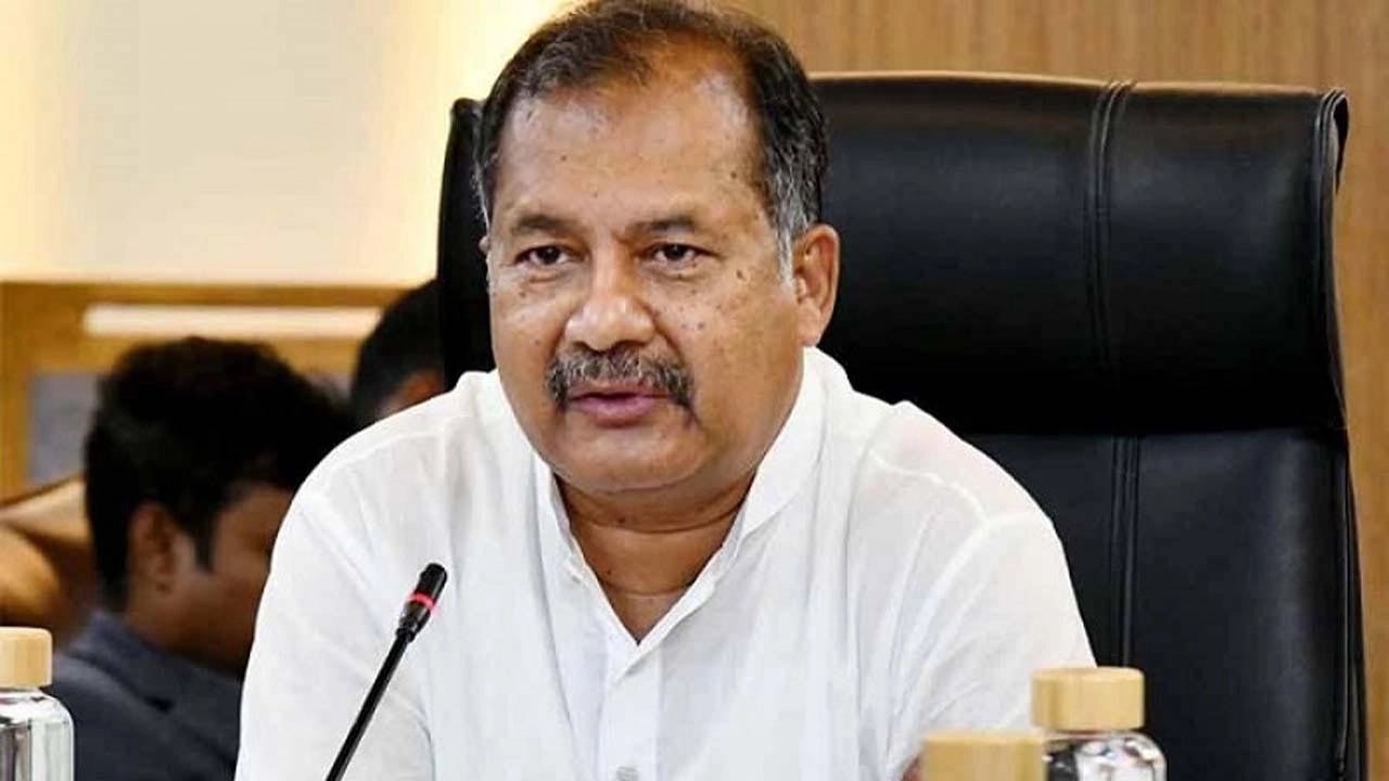 তথ্য ও সম্প্রচার মন্ত্রী জহির উদ্দিন স্বপন। ফাইল ছবি।