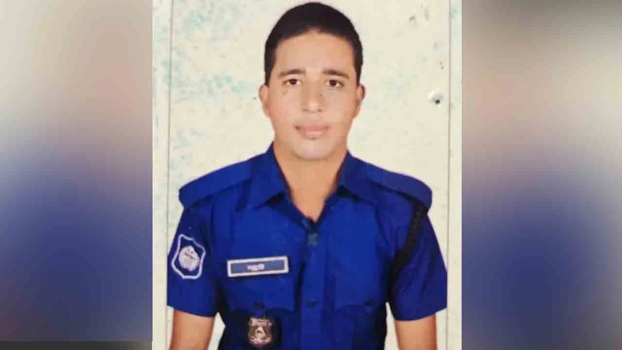 নিহত কনস্টেবল সম্রাট বিশ্বাস (২৭)