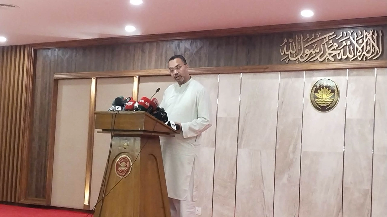 প্রধানমন্ত্রীর উপদেষ্টা ও প্রধানমন্ত্রীর কার্যালয়ের মুখপাত্র মাহদী আমিন