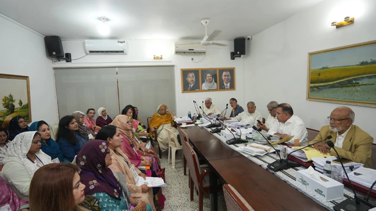 রাত ৩টা পর্যন্ত অফিশিয়াল কাজ করেছেন প্রধানমন্ত্রী তারেক রহমান।