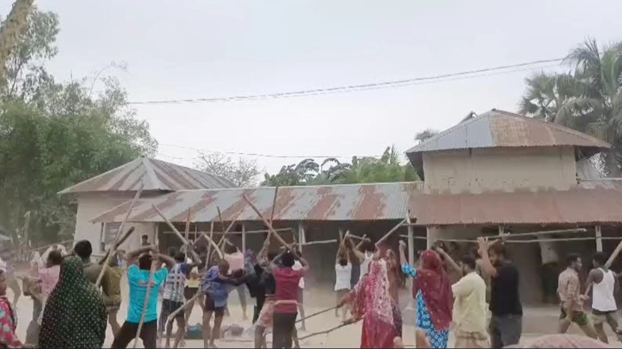 পুকুরে মাছ ধরা নিয়ে দু‘পক্ষের সংঘর্ষ