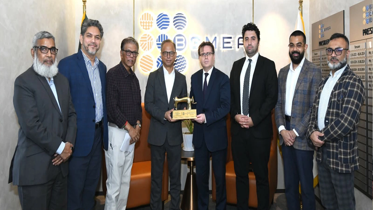 বাংলাদেশ গার্মেন্টস ম্যানুফ্যাকচারার্স অ্যান্ড এক্সপোর্টার্স অ্যাসোসিয়েশনের বৈঠক