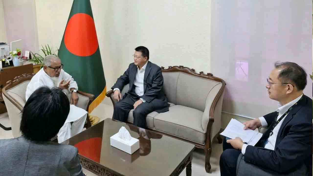 প্রধানমন্ত্রীর কৃষি উপদেষ্টার সঙ্গে চীনা রাষ্ট্রদূতের সাক্ষাৎ