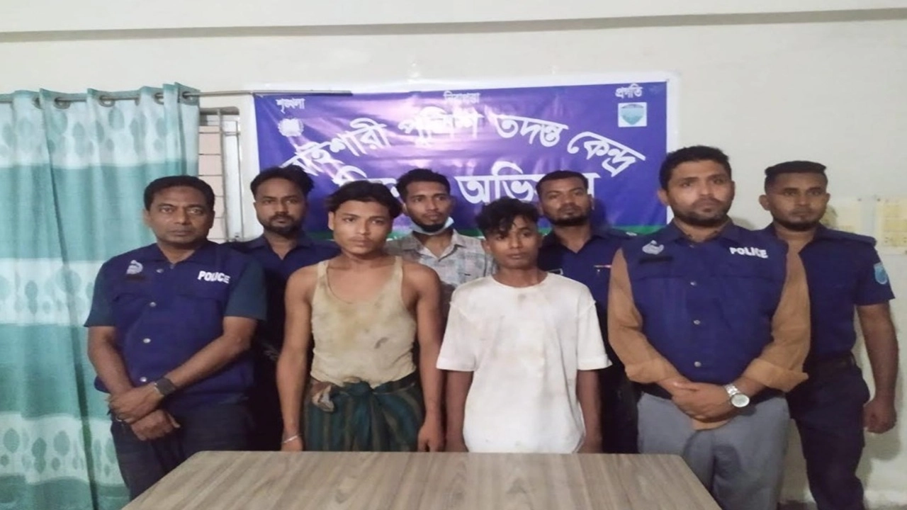 নাইক্ষ্যংছড়ির বাইশারীতে অপহৃত ৩ শ্রমিক উদ্ধার