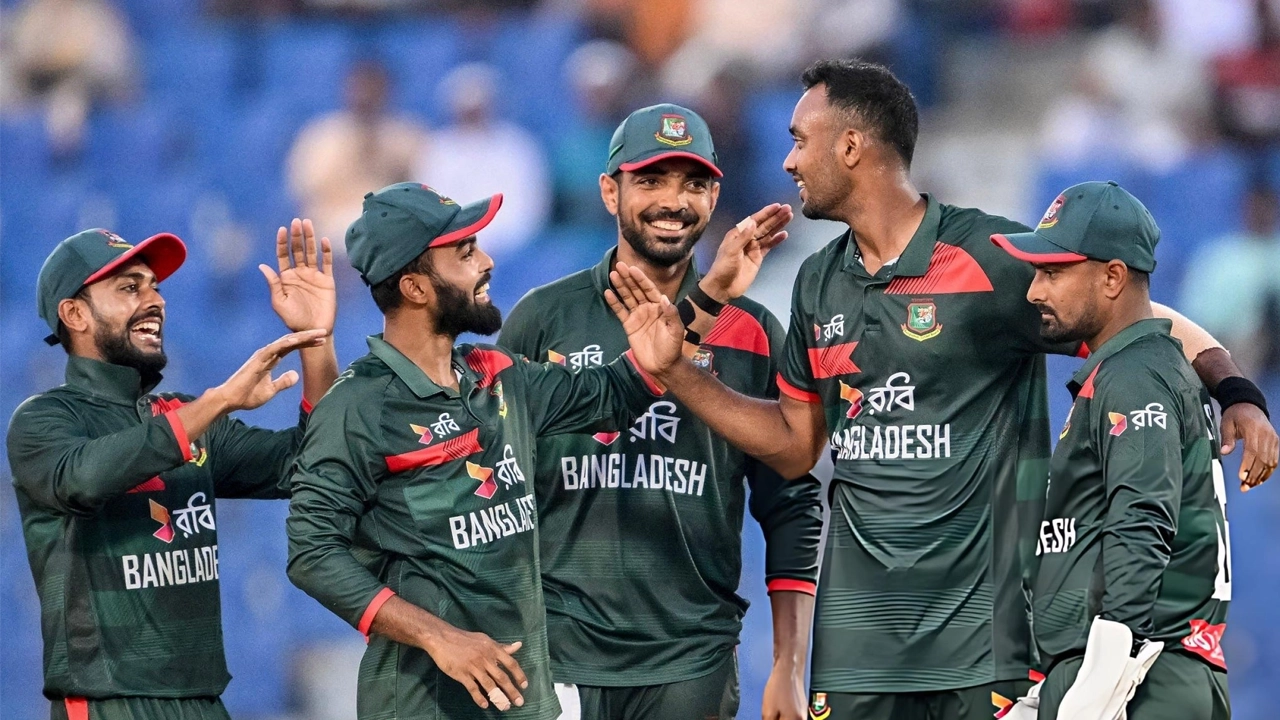 ইনজুরি থেকে ফিরেই নিউজিল্যান্ডের বিপক্ষে ৫ উইকেট শিকার করলেন মুস্তাফিজুর রহমান ।। ছবি: সংগৃহীত