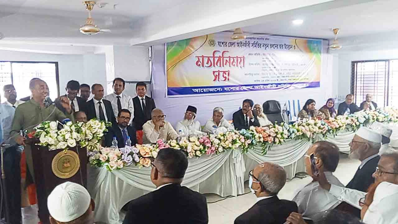 জুলাই সনদের কিছু অংশে প্রতারণার আশ্রয় নেওয়া হয়েছে: আইনমন্ত্রী