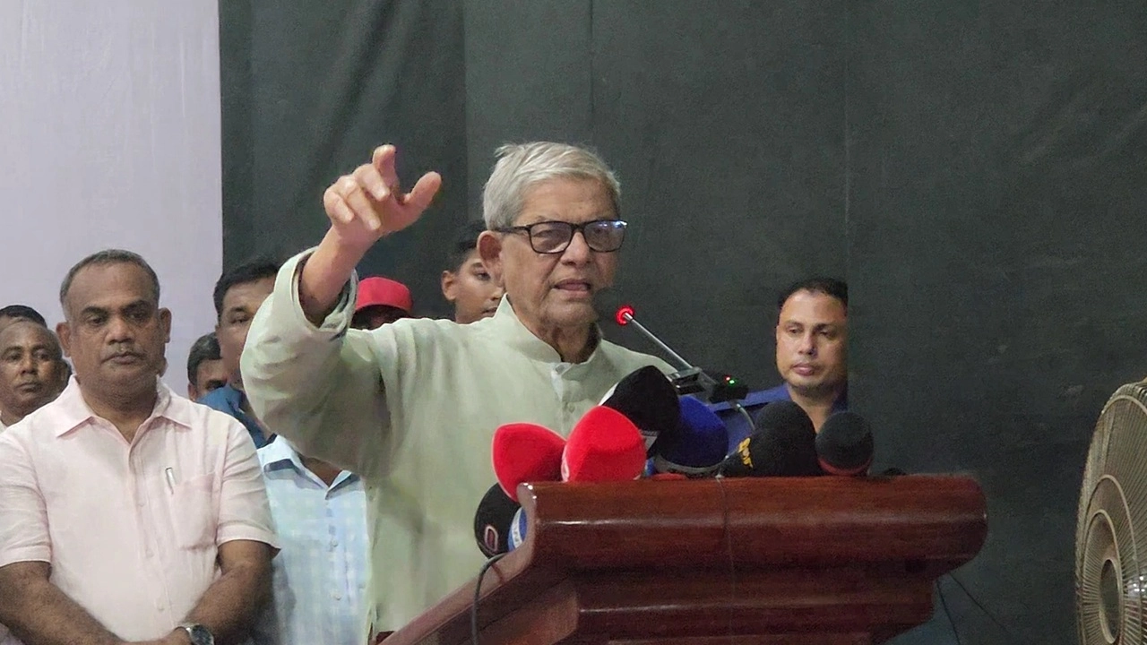 এলজিআরডি মন্ত্রী ও বিএনপির মহাসচিব মির্জা ফখরুল ইসলাম আলমগীর