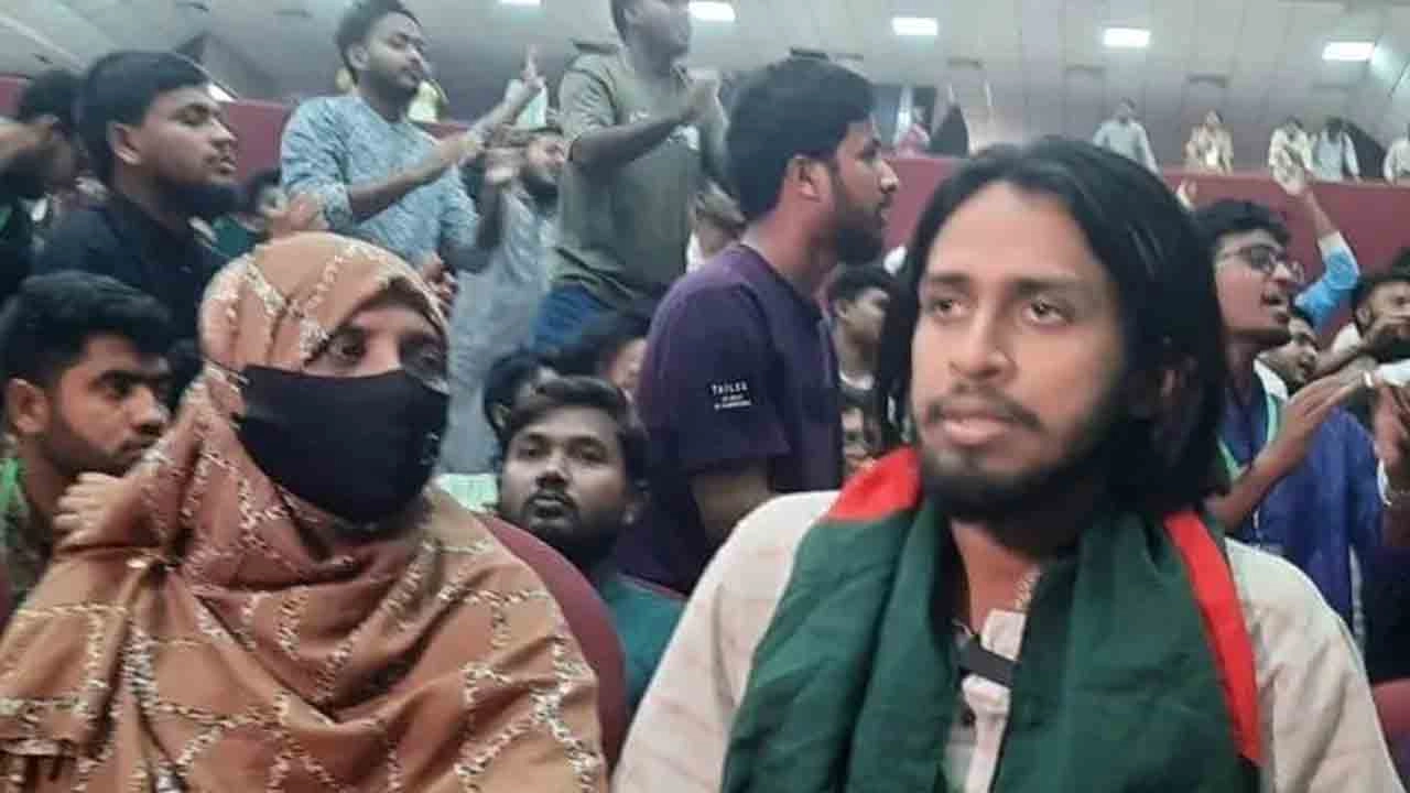 সংগৃহীত