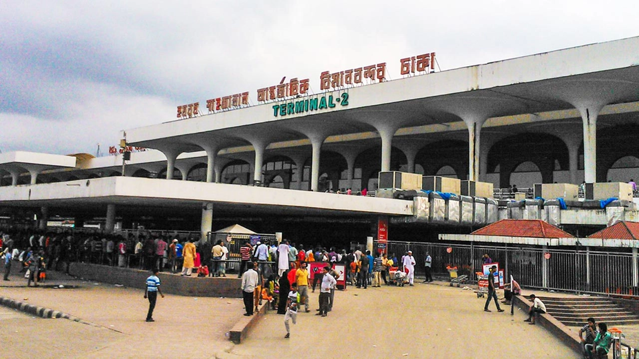 দেশের ৮ বিমানবন্দরে সর্বোচ্চ সতর্কতা জারি