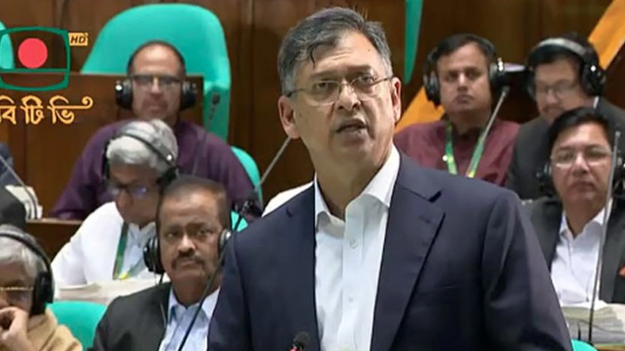 স্বরাষ্ট্রমন্ত্রী সালাহউদ্দিন আহমদ