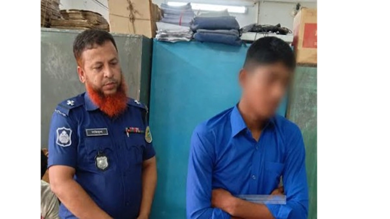 বরিশালে এসএসসি পরীক্ষায় প্রক্সি দিতে গিয়ে যুবক আটক