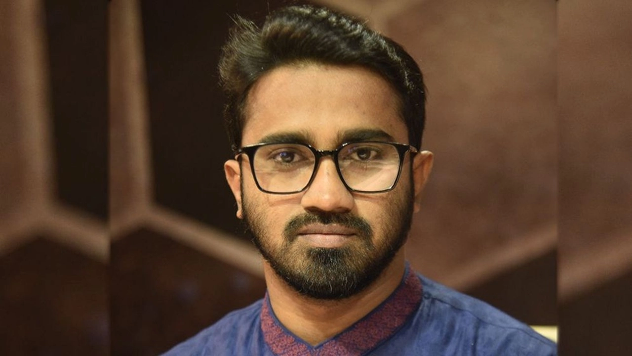 গণঅধিকার পরিষদের সাবেক সাধারণ সম্পাদক ও বর্তমান বিএনপি নেতা রাশেদ খাঁন