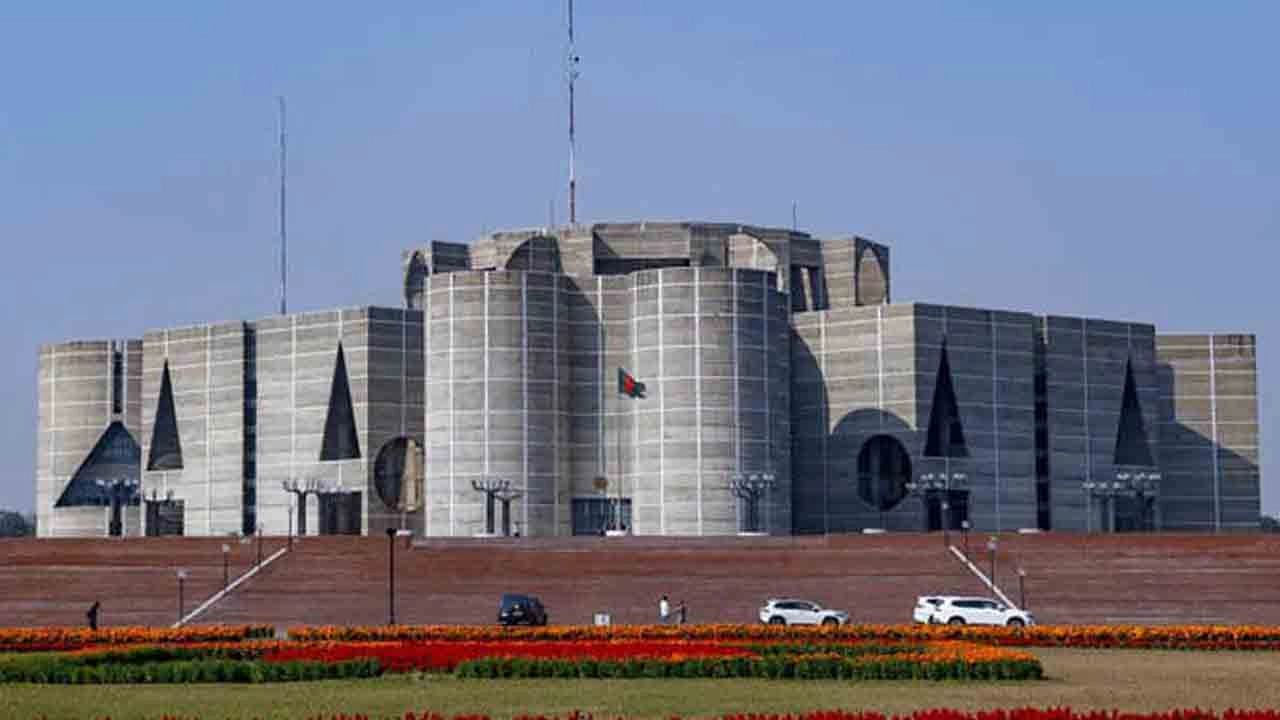 সংরক্ষিত নারী আসনের সংসদ সদস্যদের শপথ কাল