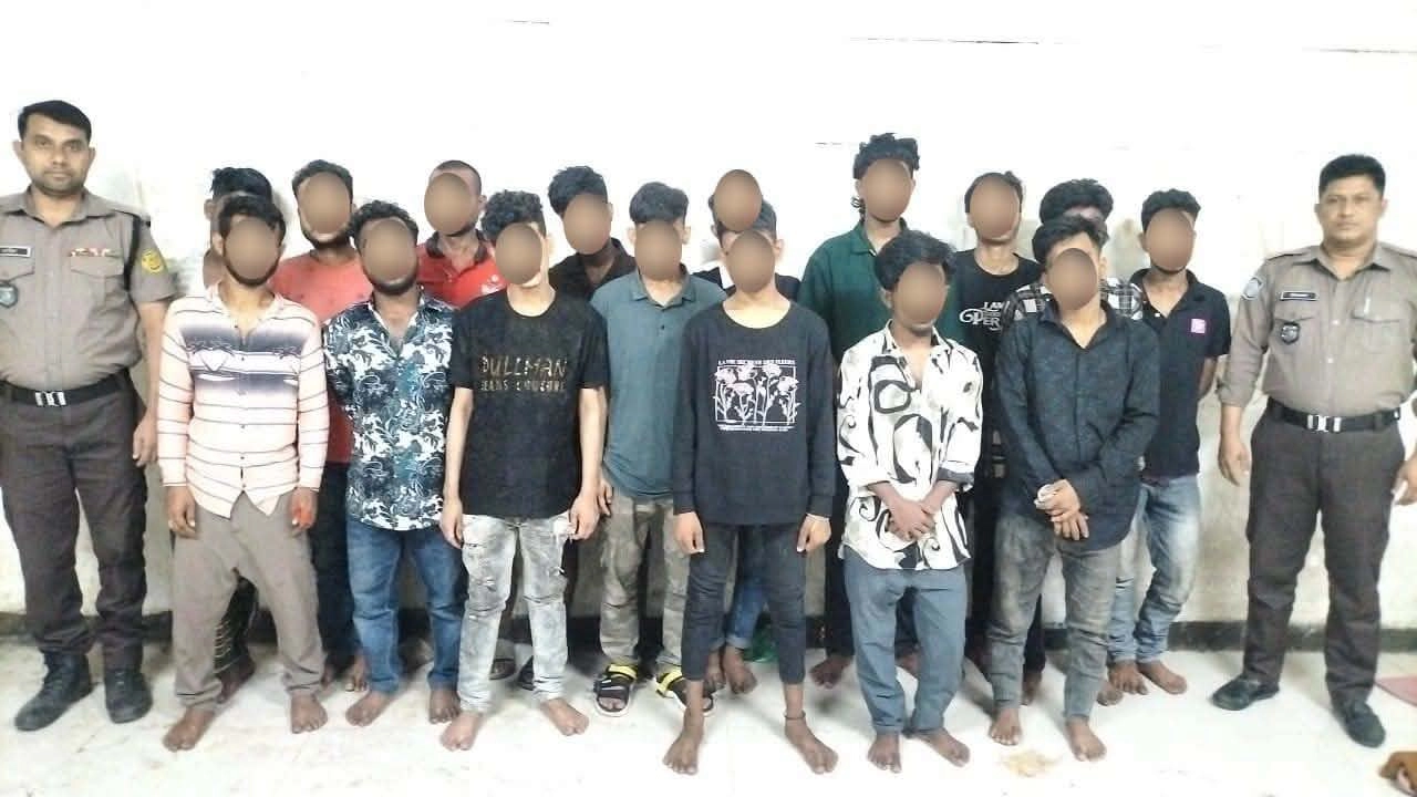 একদিনে মোহাম্মদপুরসহ ৬ থানায় গ্রেফতার ৫১