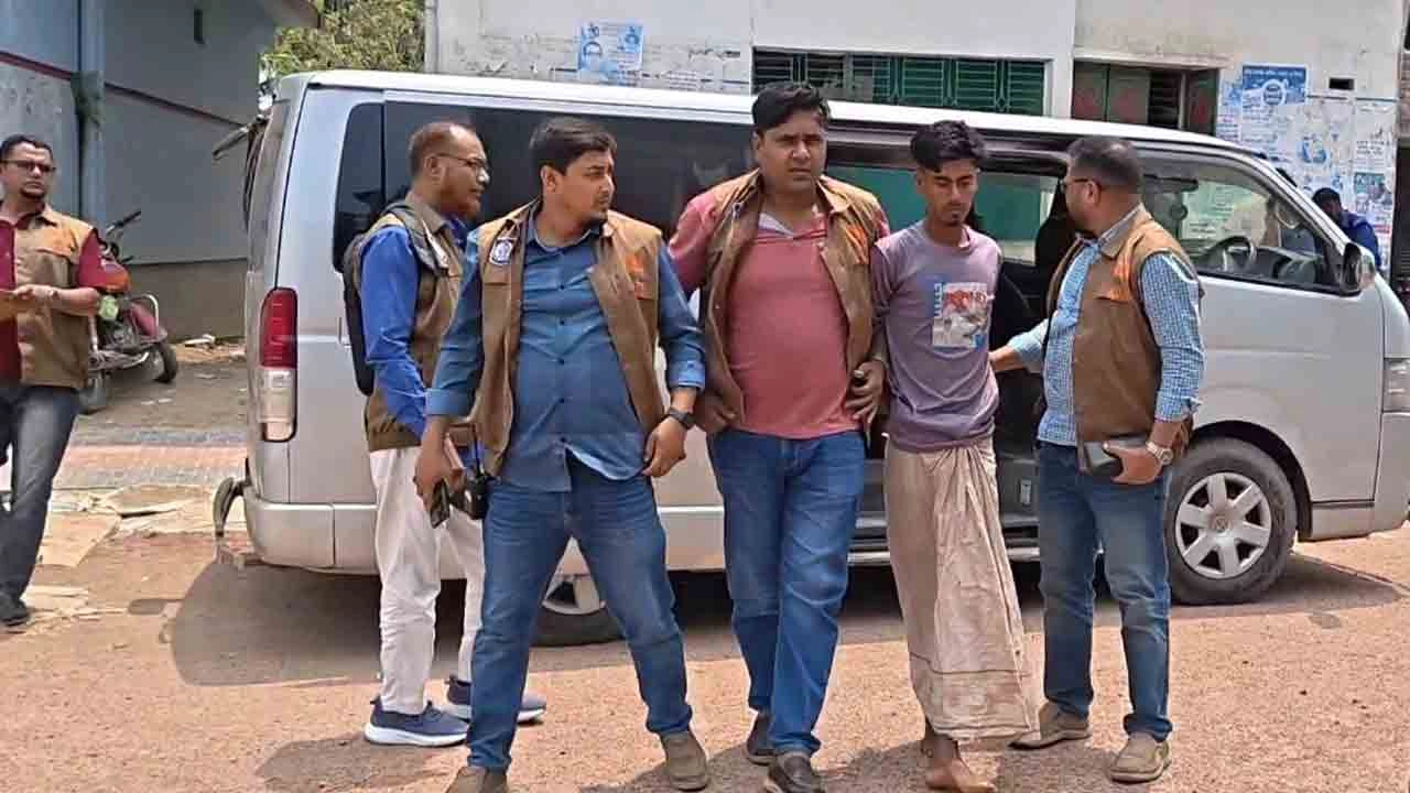 আটককৃত রয়েল