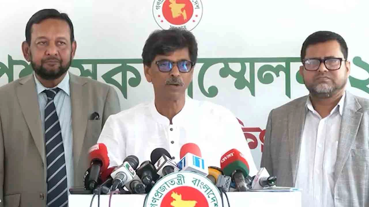 কৃষিমন্ত্রী মোহাম্মদ আমিন উর রশিদ
