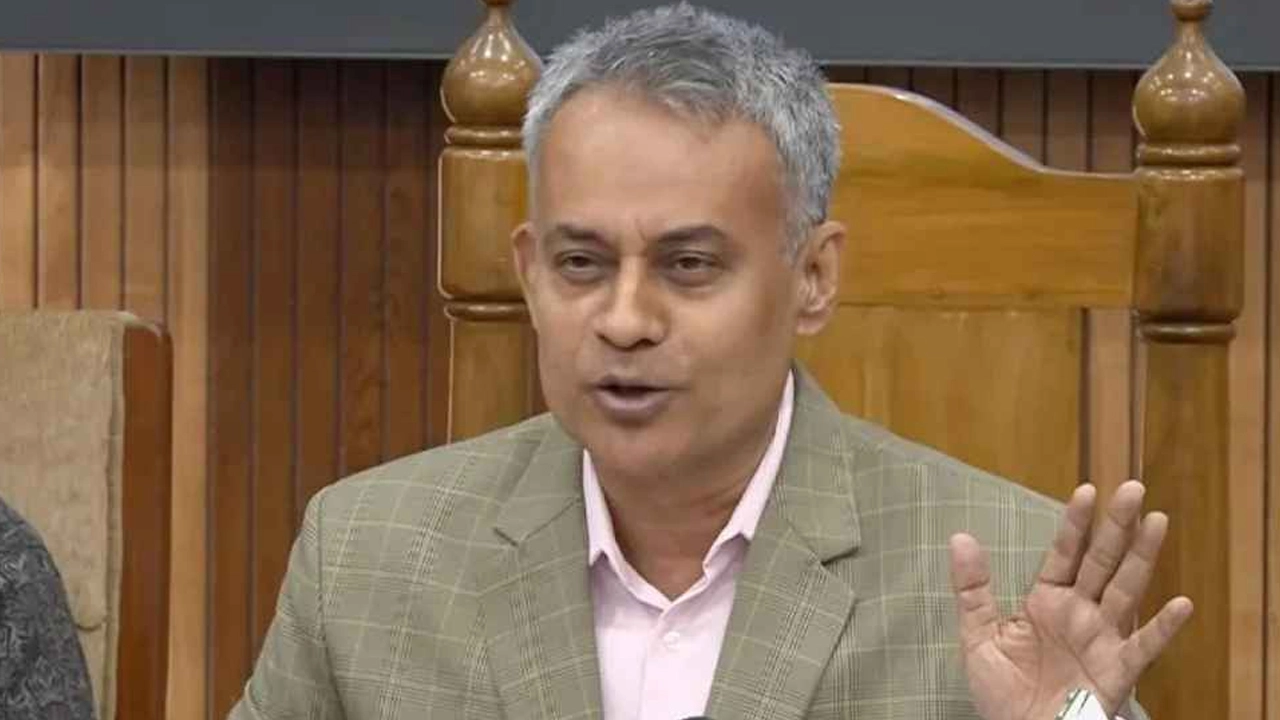 সড়ক পরিবহন ও সেতুমন্ত্রী শেখ রবিউল আলম রবি