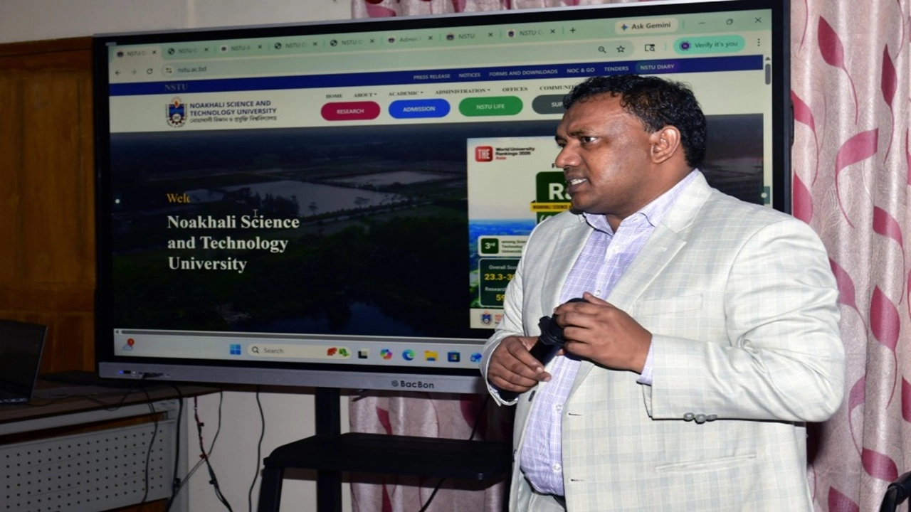 নোয়াখালী বিজ্ঞান ও প্রযুক্তি বিশ্ববিদ্যালয়ের (নোবিপ্রবি) উপাচার্য অধ্যাপক ড. মুহাম্মদ ইসমাইল।