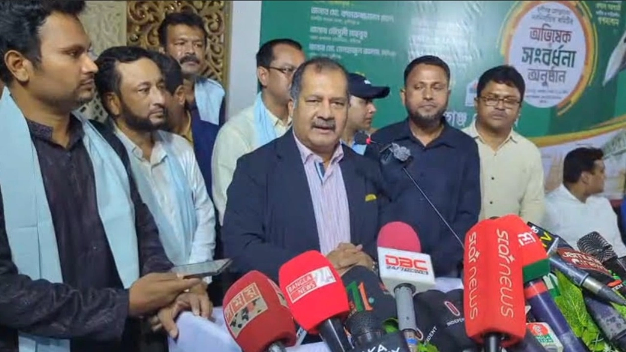 তথ্য ও সম্প্রচারমন্ত্রী জহির উদ্দিন স্বপন