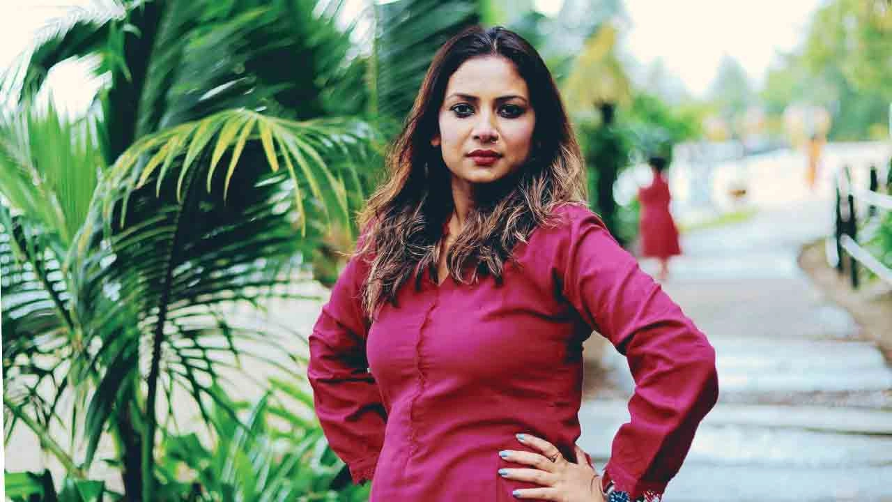 নীলা ইসরাফিল
