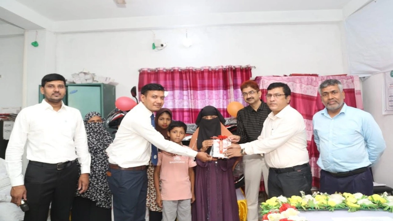 শিবচরে স্বামীর পাঠানো রেমিট্যান্সে রাবেয়ার বাজিমাত   ​
