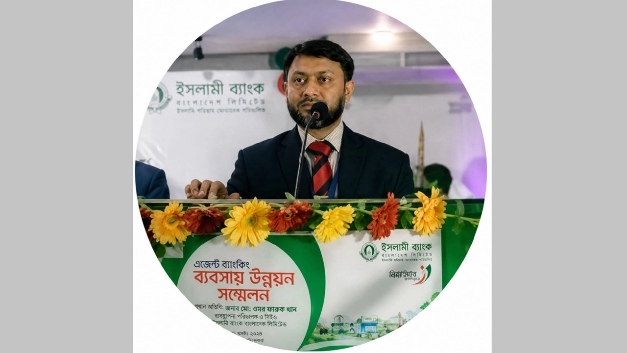 ইসলামী ব্যাংক বাংলাদেশ পিএলসি'র এজেন্ট ব্যাংকিং আউটলেটের মালিক মো. রাসেল