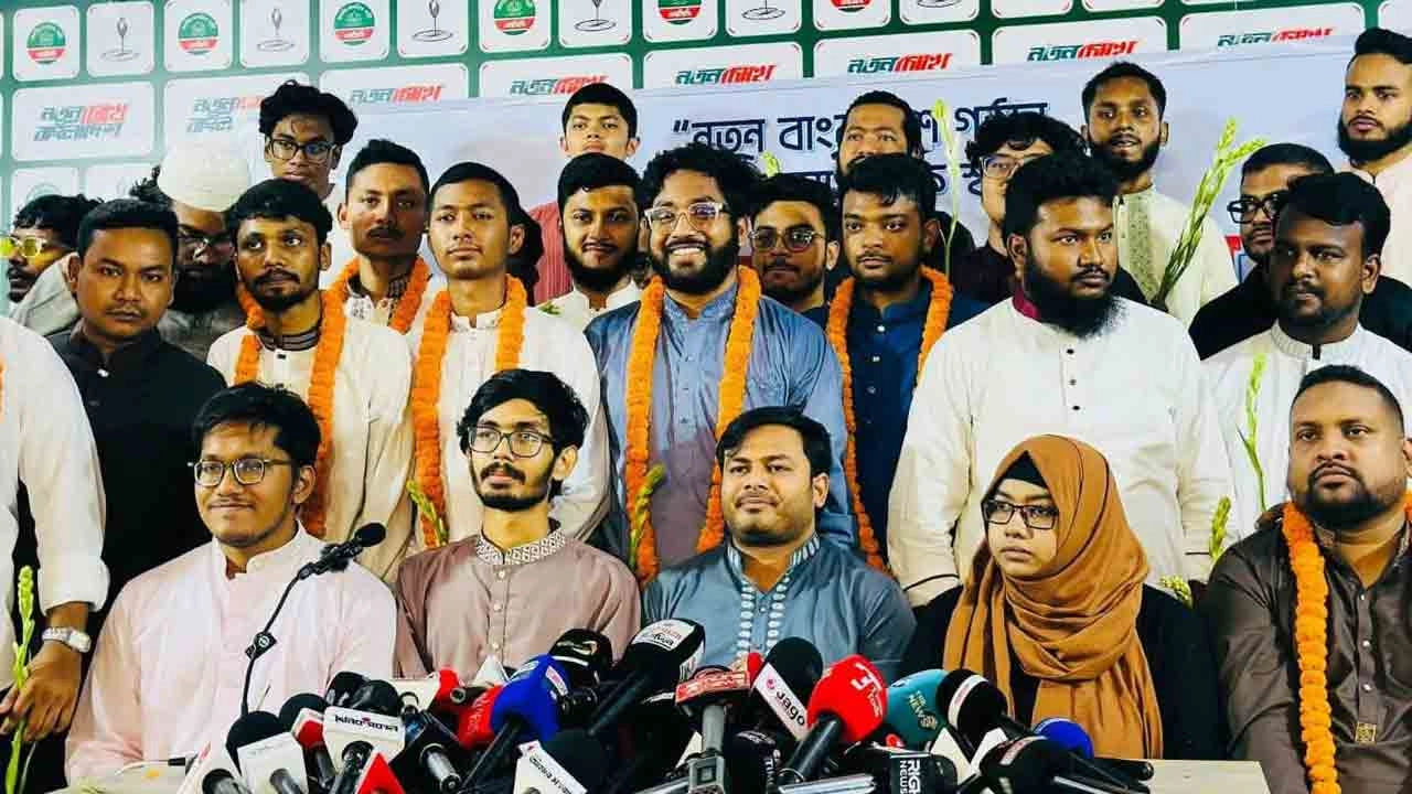 এনসিপিতে যোগ দিলেন আরও ৩ শতাধিক নেতাকর্মী