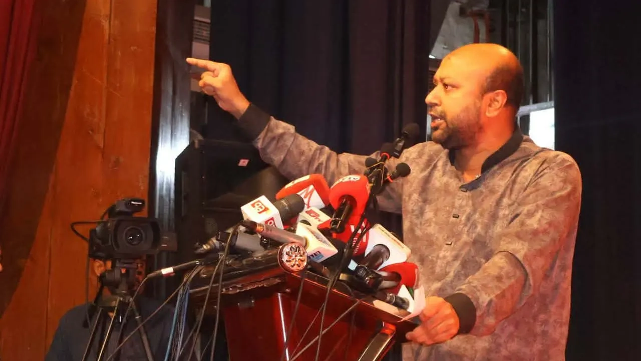 ব্যারিস্টার আসাদুজ্জামান ফুয়াদ