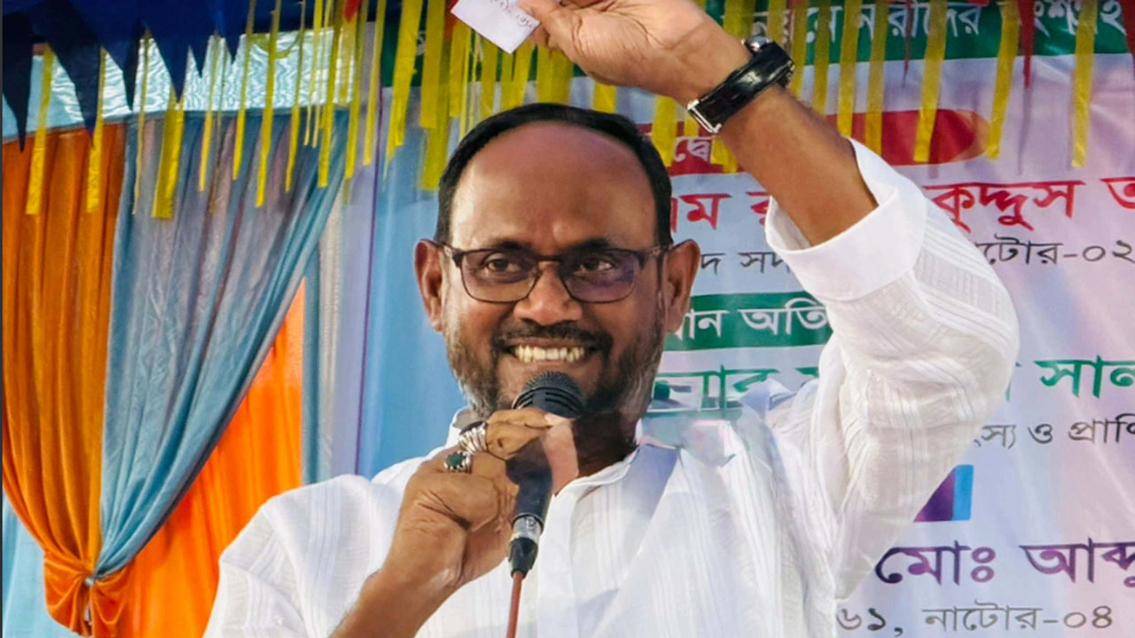 মৎস্য ও প্রাণিসম্পদ প্রতিমন্ত্রী সুলতান সালাউদ্দিন টুকু