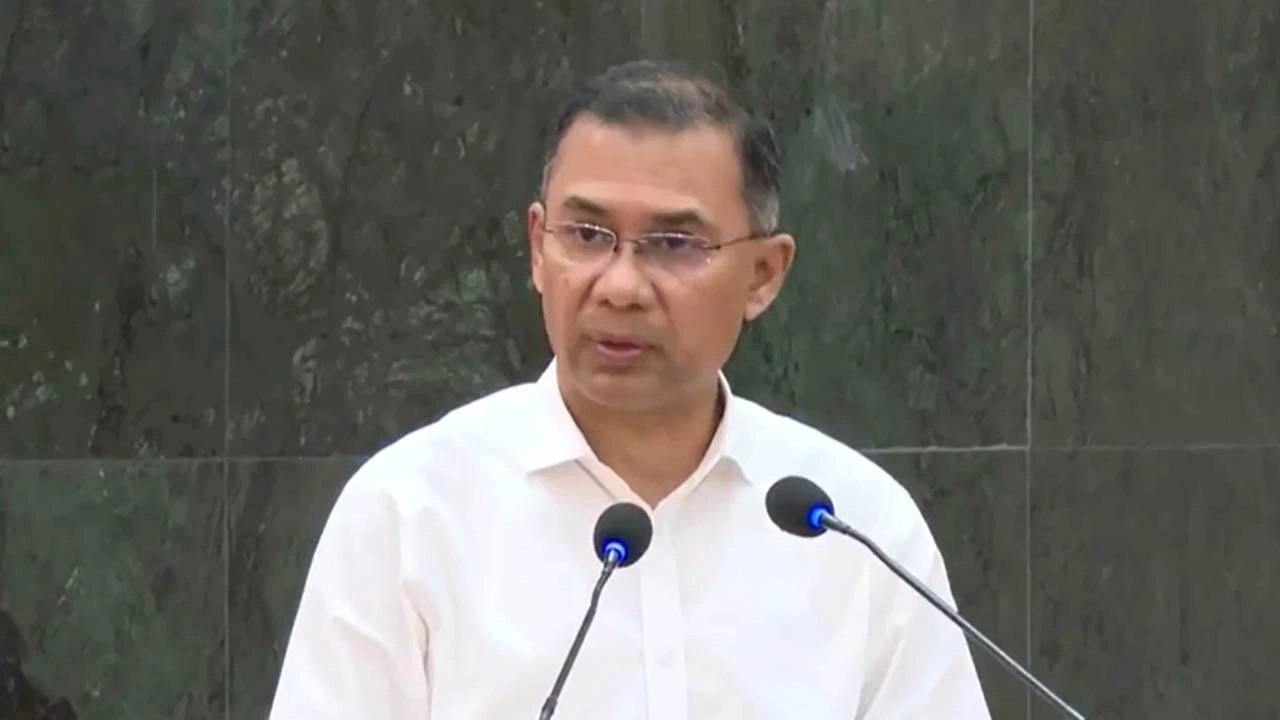 বক্তব্য দিচ্ছেন প্রধানমন্ত্রী তারেক রহমান।