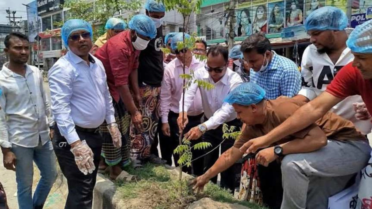 কেরানীগঞ্জে বৃক্ষরোপণ কর্মসূচি