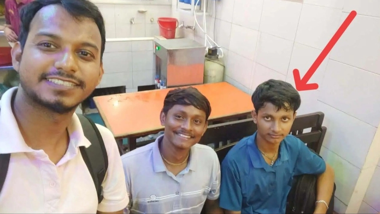 লিখন মজুমদার পবন।