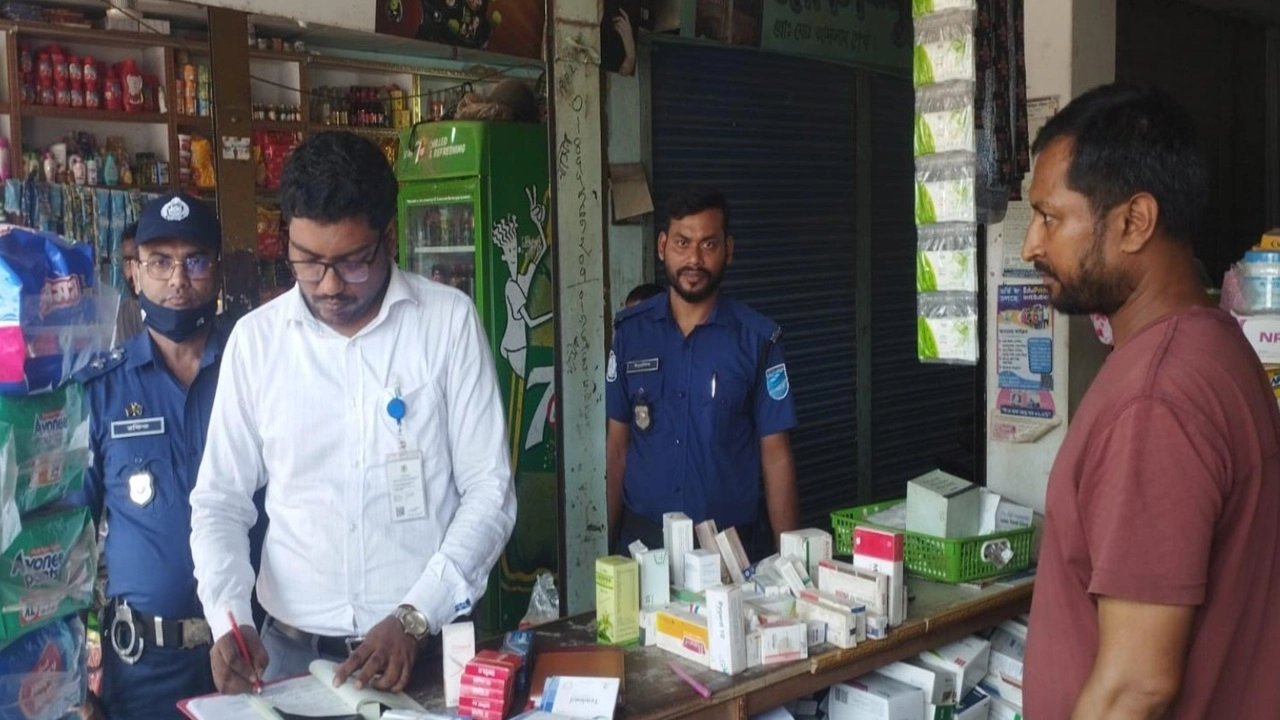 মুন্সীগঞ্জের ভোক্তা অধিকার অধিদপ্তরের অভিযান