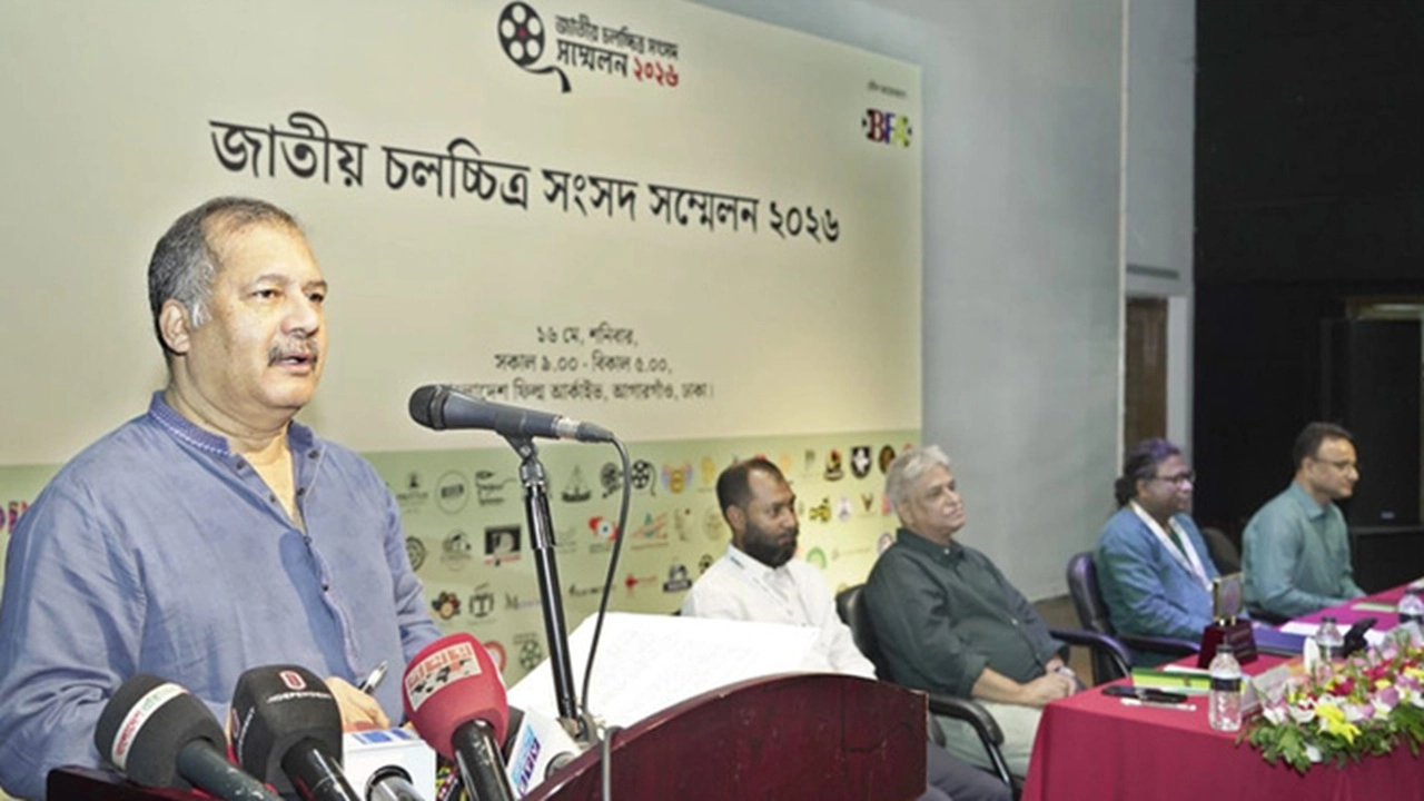 তথ্য ও সম্প্রচার মন্ত্রী জহির উদ্দিন স্বপন