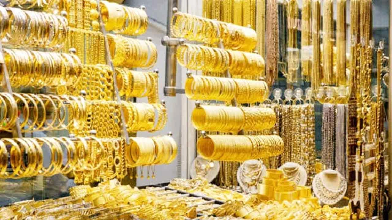 দাম কমে দেশে আজ যত টাকায় বিক্রি হচ্ছে স্বর্ণ