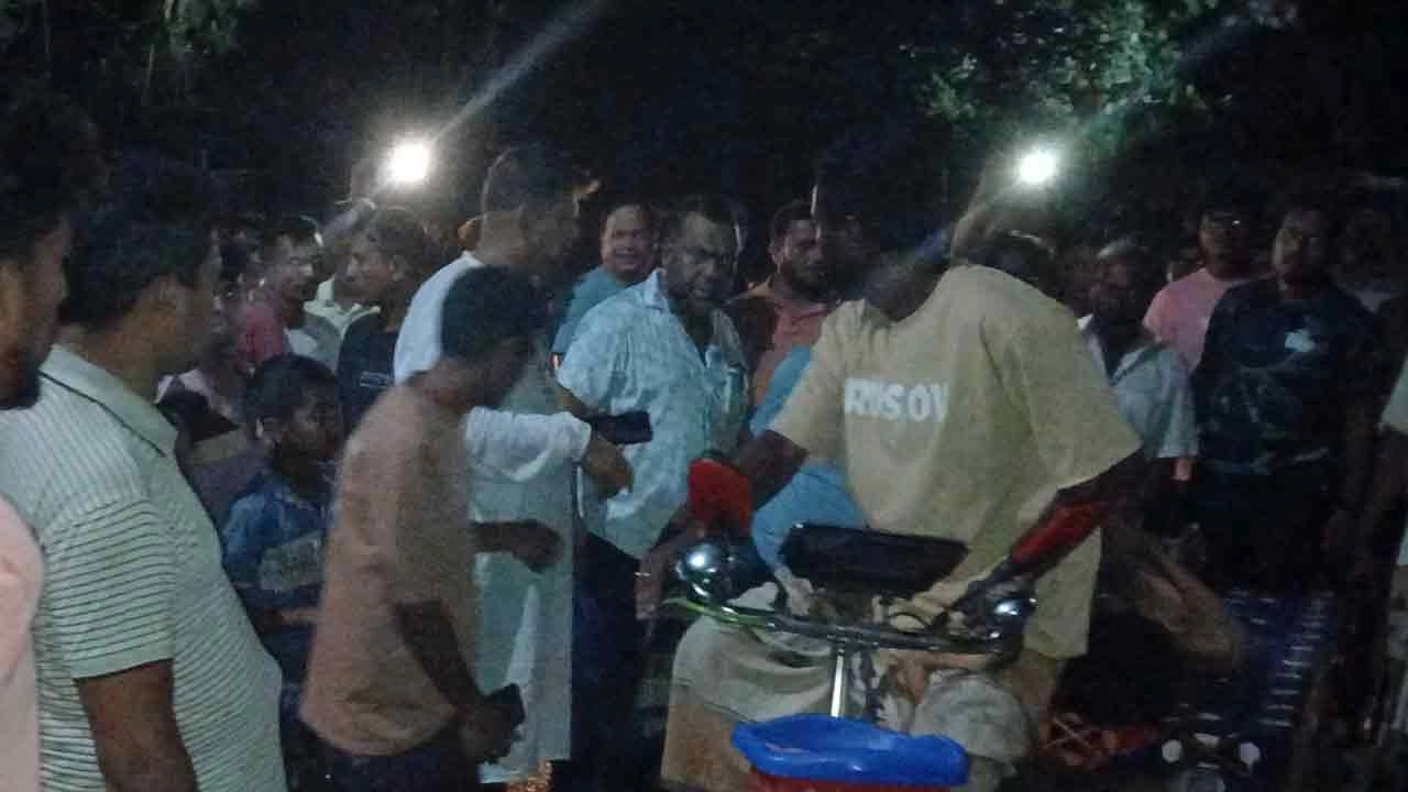 ভ্যান চুরির অভিযোগে যুবককে পিটিয়ে হত্যা