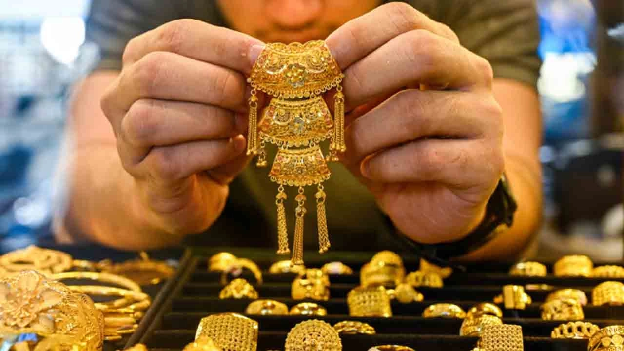 বিশ্ববাজারে ফের বাড়ল স্বর্ণের দাম