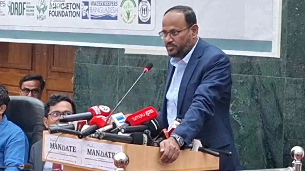 মৎস্য ও প্রাণিসম্পদ প্রতিমন্ত্রী সুলতান সালাউদ্দিন টুকু