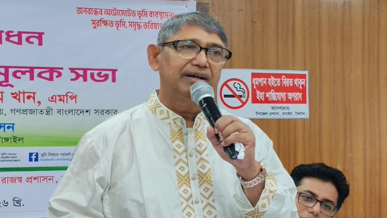 মুক্তিযুদ্ধ বিষয়ক মন্ত্রী এড. আহমেদ আযম খান