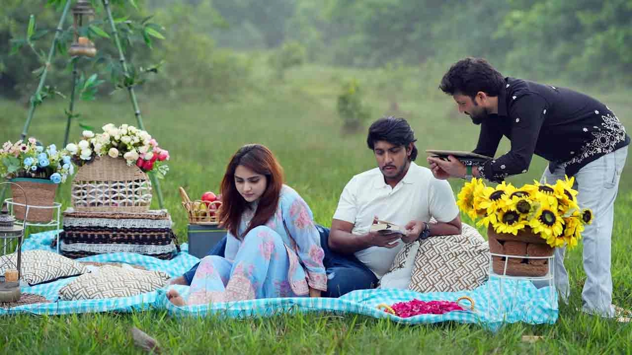 ‘অবশেষে তুমি এলে’ নাটকের জুটি বেঁধে অভিনয় করেছেন তৌসিফ মাহবুব ও কেয়া পায়েল