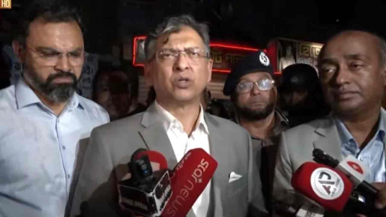 স্বরাষ্ট্রমন্ত্রী সালাহউদ্দিন আহমদ