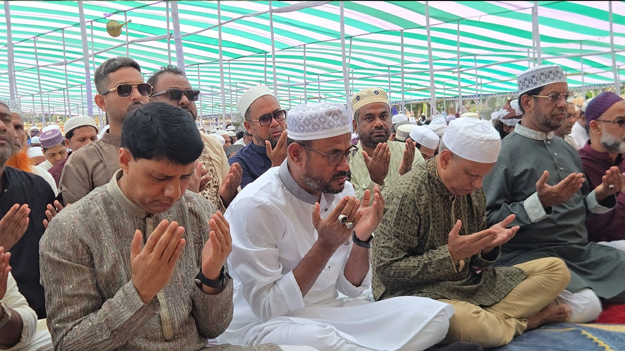 সুলতান সালাউদ্দিন টুকু।