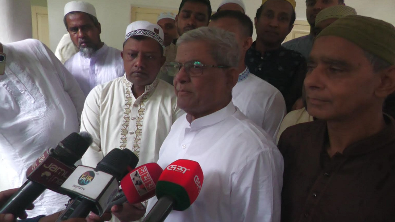 স্থানীয় সরকার, পল্লী উন্নয়ন ও সমবায় (এলজিআরডি) মন্ত্রী ও বিএনপির মহাসচিব মির্জা ফখরুল ইসলাম আলমগীর