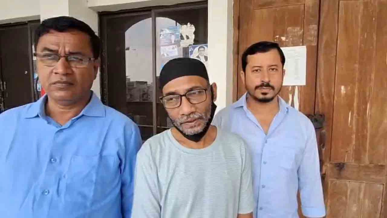 আদালত প্রাঙ্গণে রামিসার বাবা