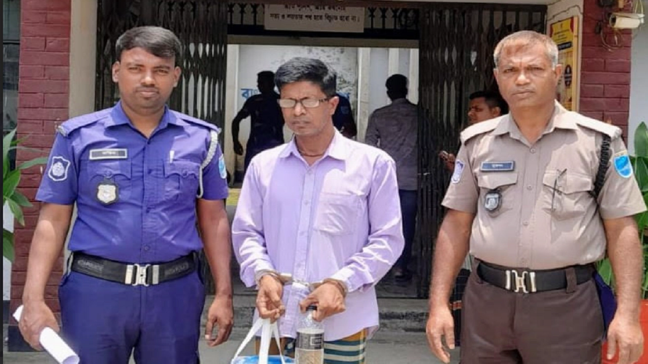 তৃতীয় শ্রেণীর ছাত্রীকে ধর্ষণচেষ্টার অভিযোগে গ্রেপ্তার