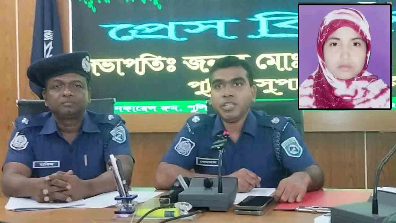 ঠাকুরগাঁও পুলিশ সুপার কার্যালয়ে সংবাদ সম্মেলন করেন অতিরিক্ত পুলিশ সুপার খোদাদাদ হোসেন