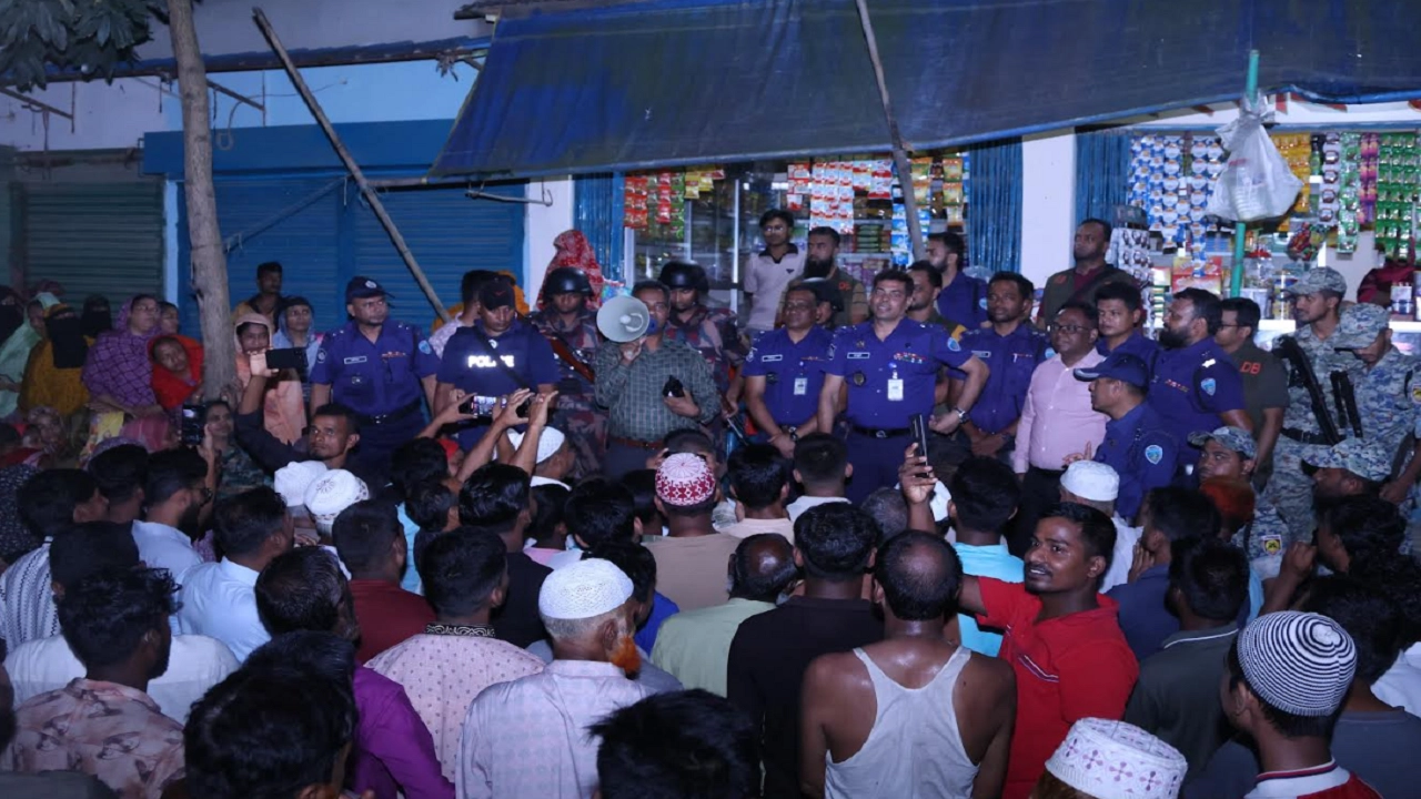 জনসাধারণের সঙ্গে মতবিনিময় করলেন পুলিশ সুপার মাসুদ আলম