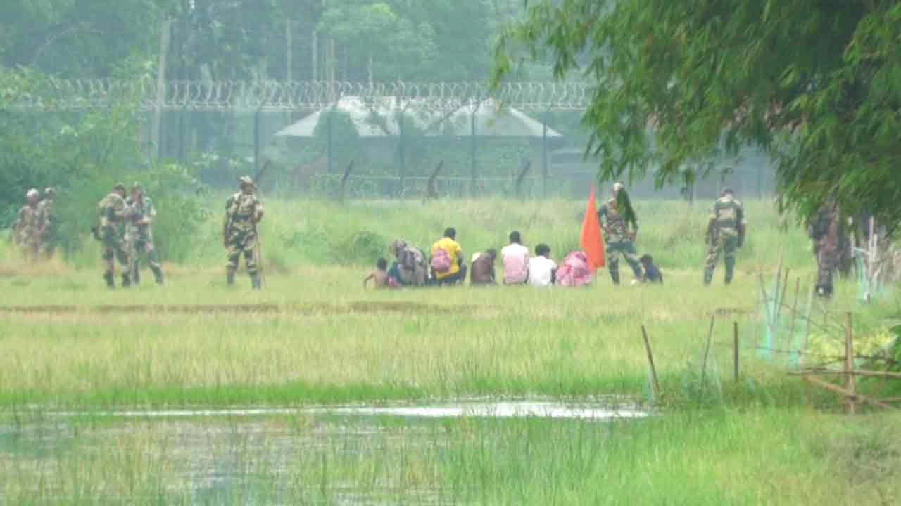 পঞ্চগড়ের বড়বাড়ি সীমান্তে ১০ জন জনকে পুশইনের চেষ্টার করেছে ভারতীয় বিএসএফ। 